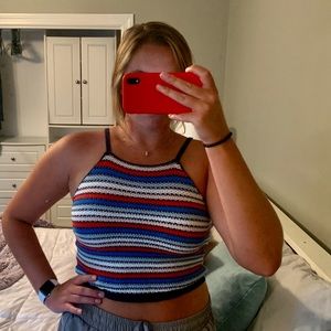 Knitted cropped high neck tank top